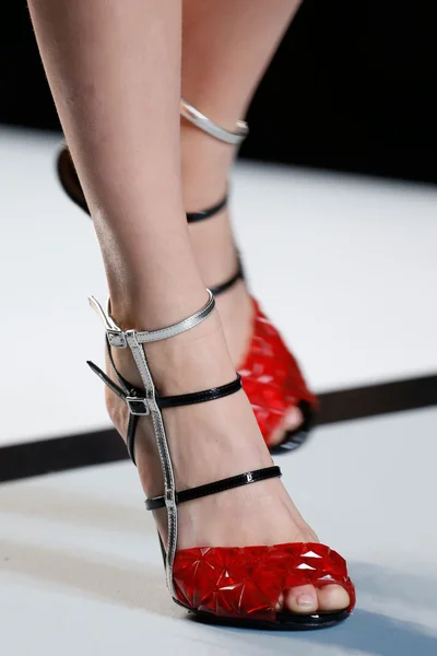 Look 80